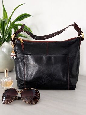 HOBO International Black Leather Shoulder Bag Soft Slouchy Luxe Adjustable Strap